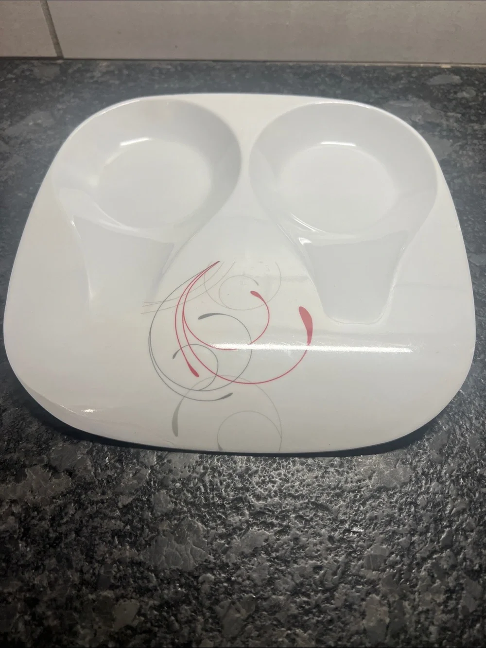 White Double Spoon rest matching Corelle SPLENDOR.  This is a plastic piece.